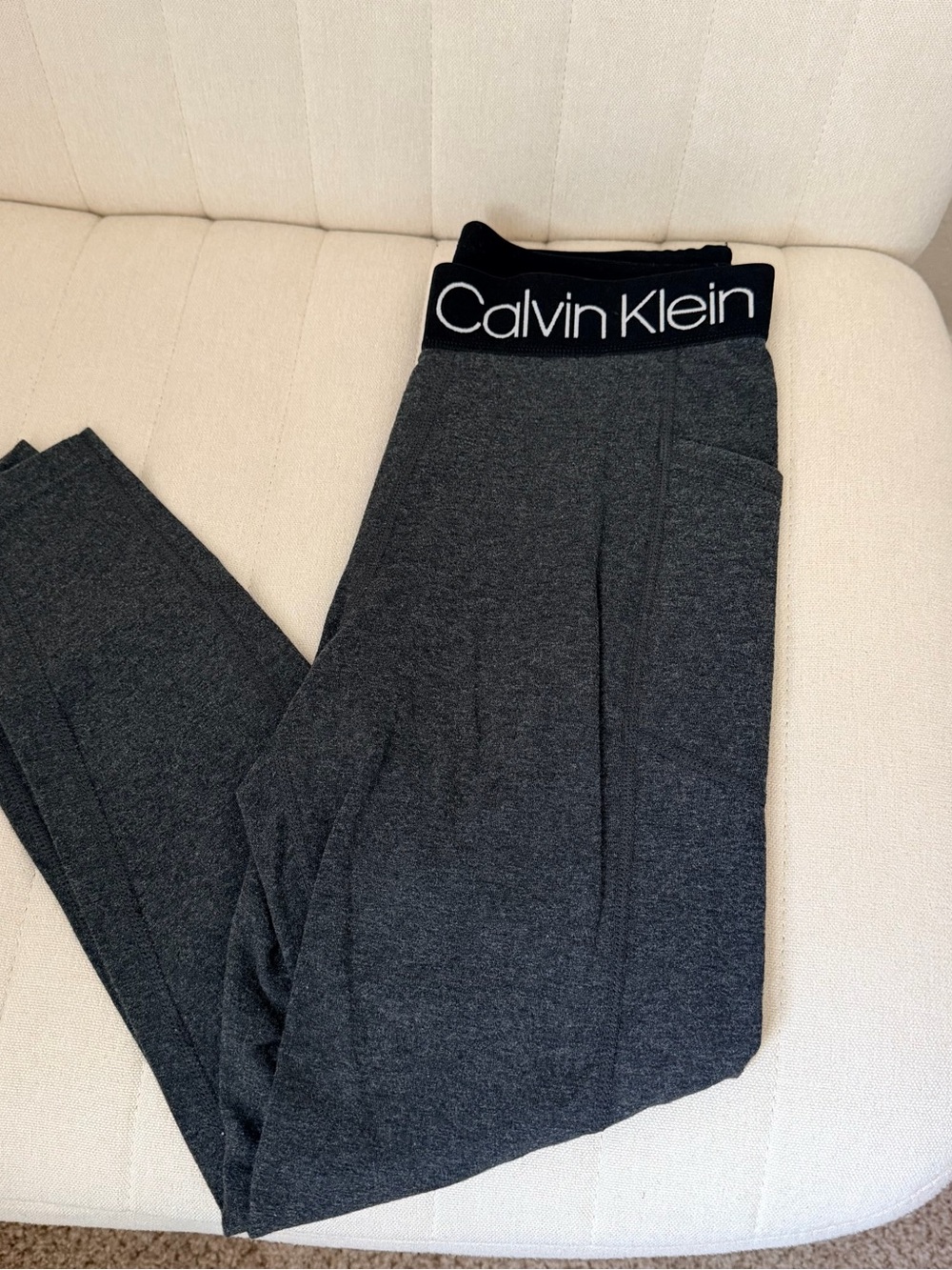 Calvin Klein Capri Leggins